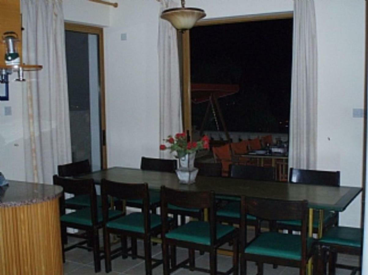 Villa Aphrodite Peyia Exterior photo